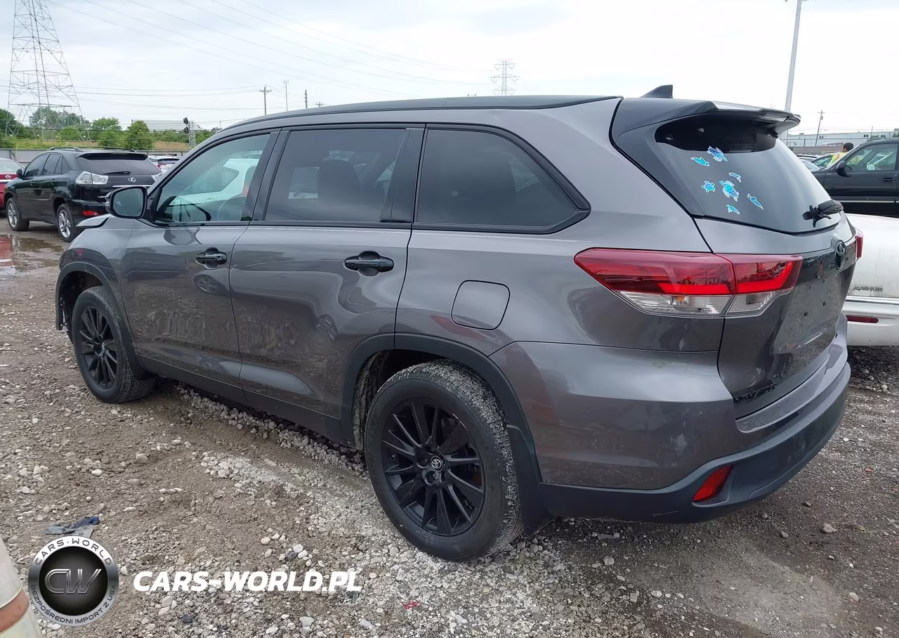 2019 Toyota Highlander Se VIN:5TDJZRFH7KS990916 - 3