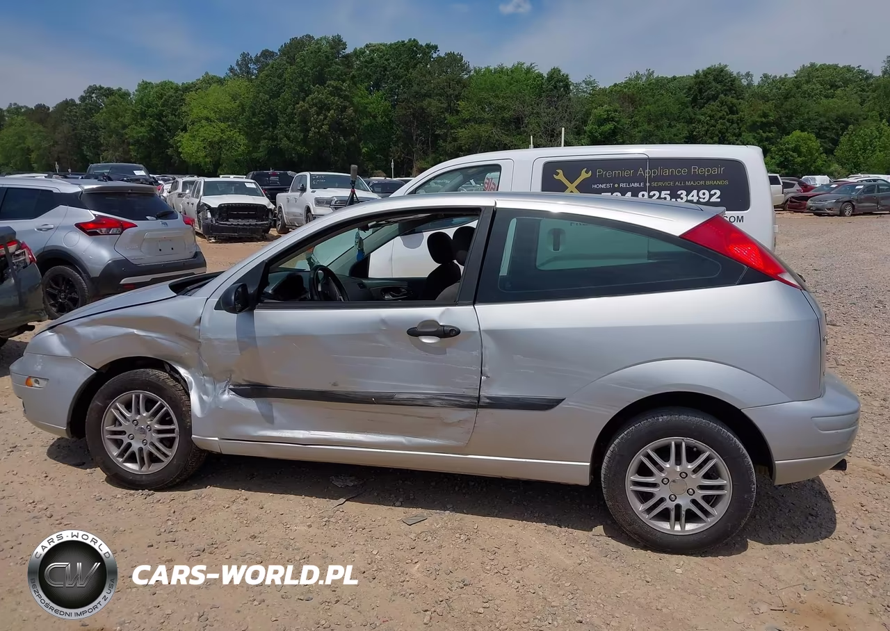 2005 Ford Focus Zx3 VIN:3FAFP31NX5R155170 - 14