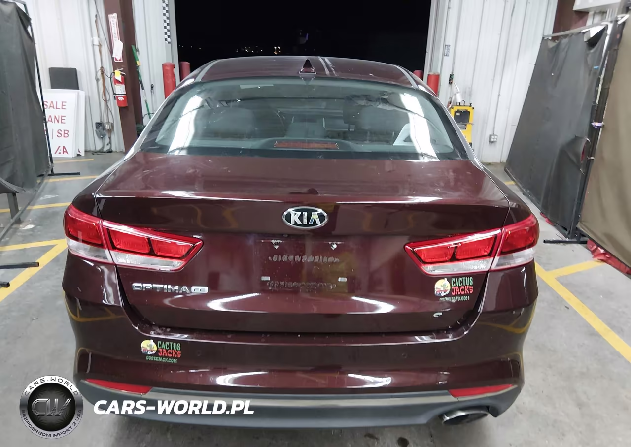 2018 Kia Optima Lx VIN:5XXGT4L39JG223463 - 16