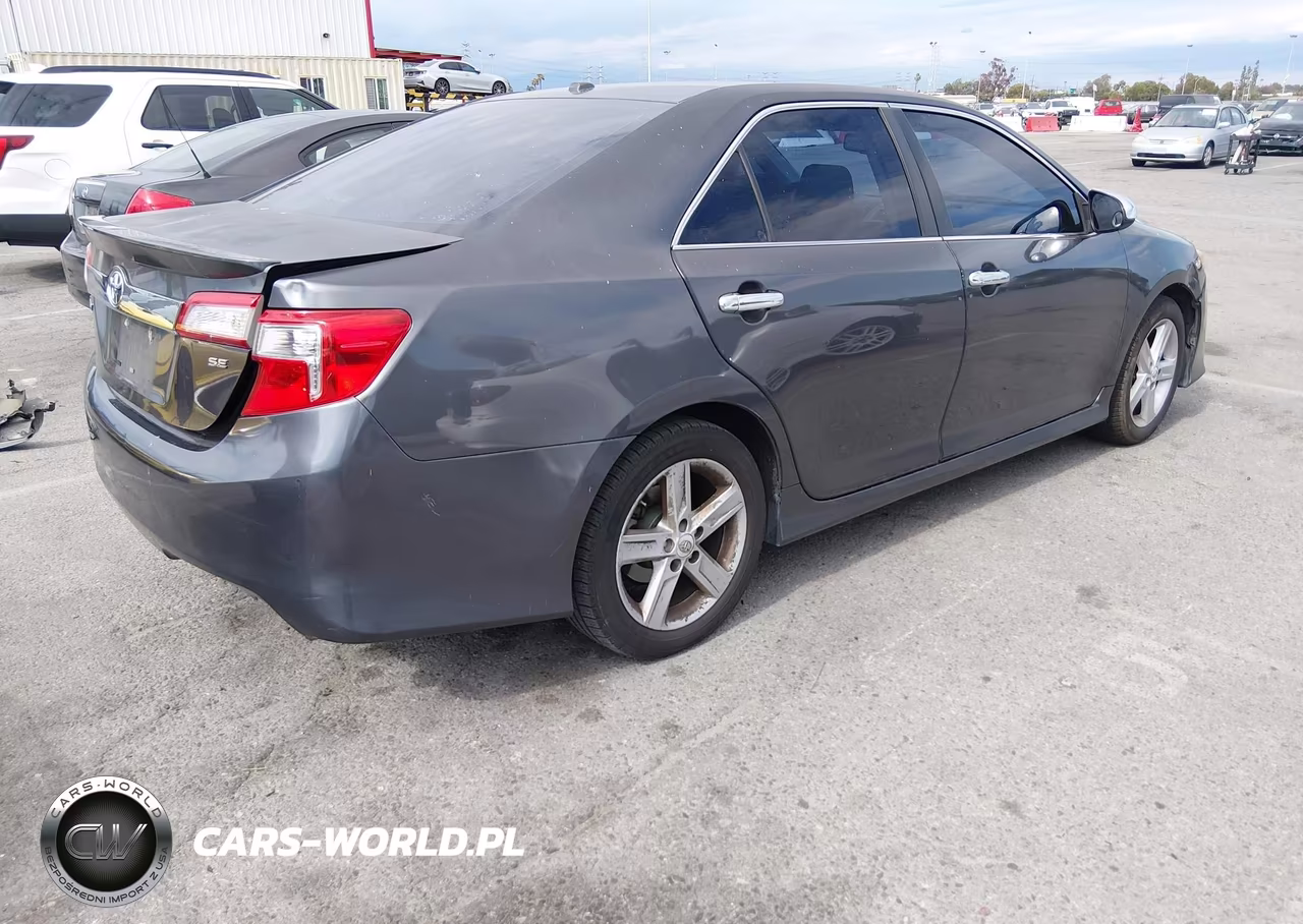 2012 Toyota Camry Se VIN:4T1BF1FK0CU572541 - 4