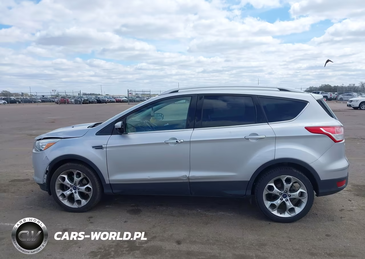 2016 Ford Escape Titanium VIN:1FMCU9JX0GUB05766 - 14