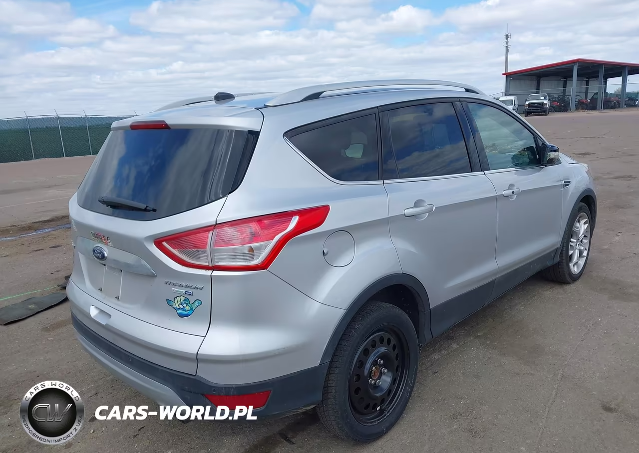 2016 Ford Escape Titanium VIN:1FMCU9JX0GUB05766 - 4