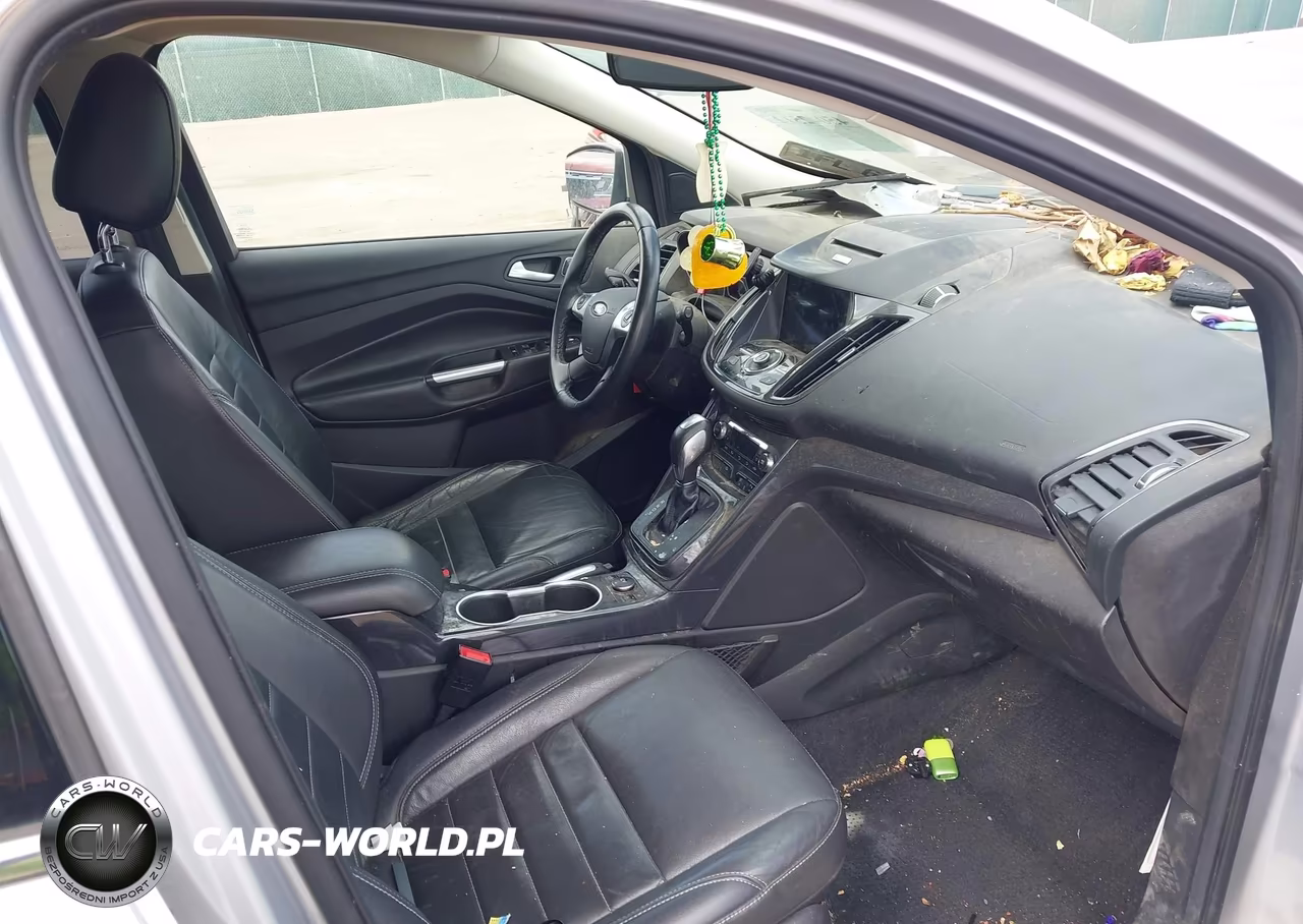 2016 Ford Escape Titanium VIN:1FMCU9JX0GUB05766 - 5