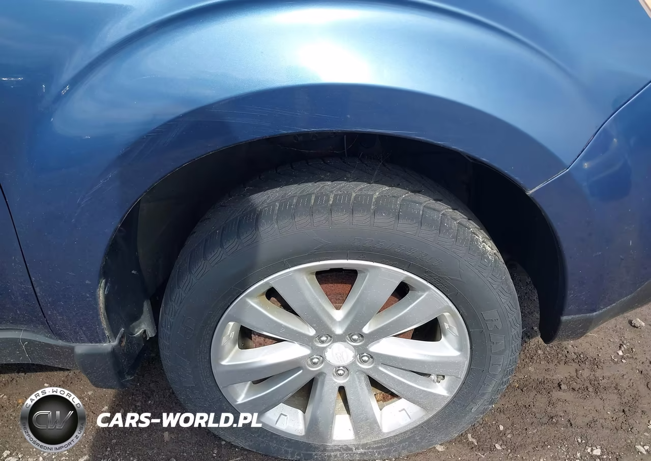 2012 Subaru Forester 2.5X Premium VIN:JF2SHADC3CH441592 - 13