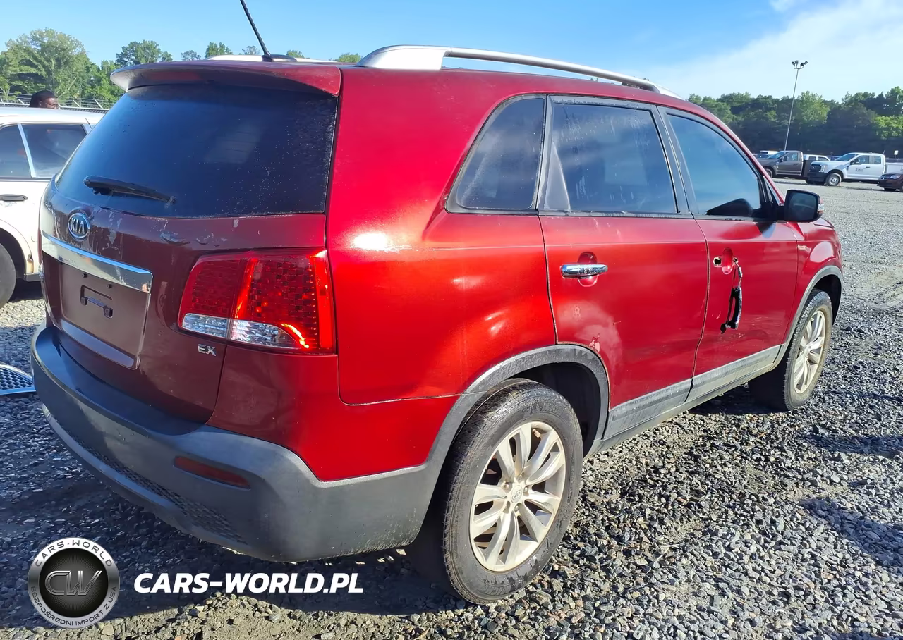 2011 Kia Sorento Ex VIN:5XYKU3A14BG026359 - 4