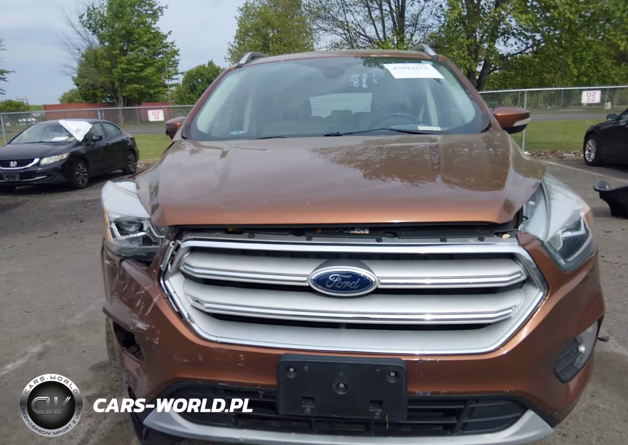 2017 Ford Escape Titanium VIN:1FMCU9J9XHUC41762 - 12