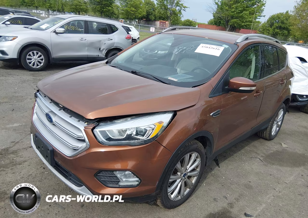 2017 Ford Escape Titanium VIN:1FMCU9J9XHUC41762 - 2