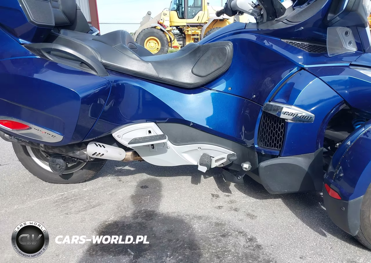 2010 Can-Am Spyder Roadster Rt VIN:2BXJBKC17AV000994 - 8