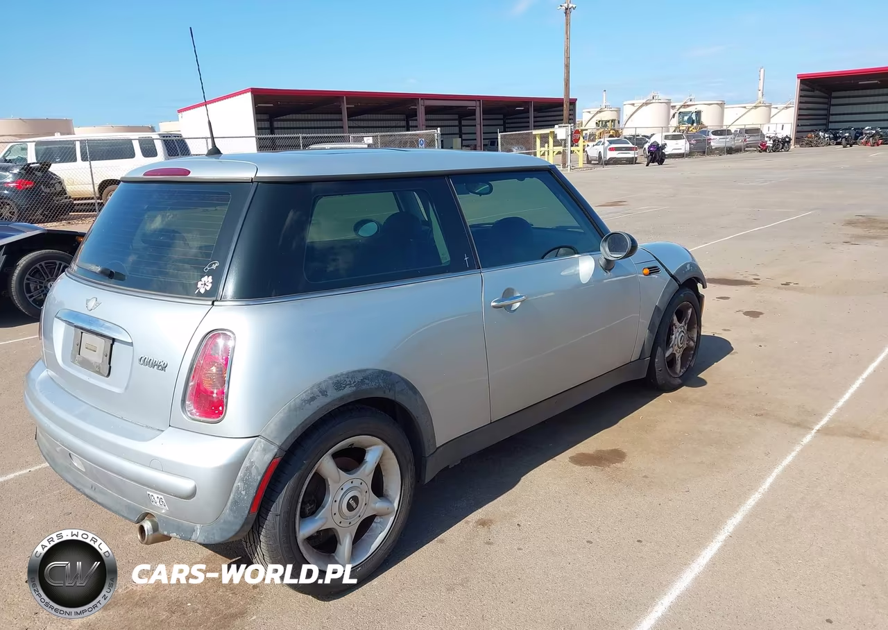 2003 Mini Cooper VIN:WMWRC33433TJ50408 - 4