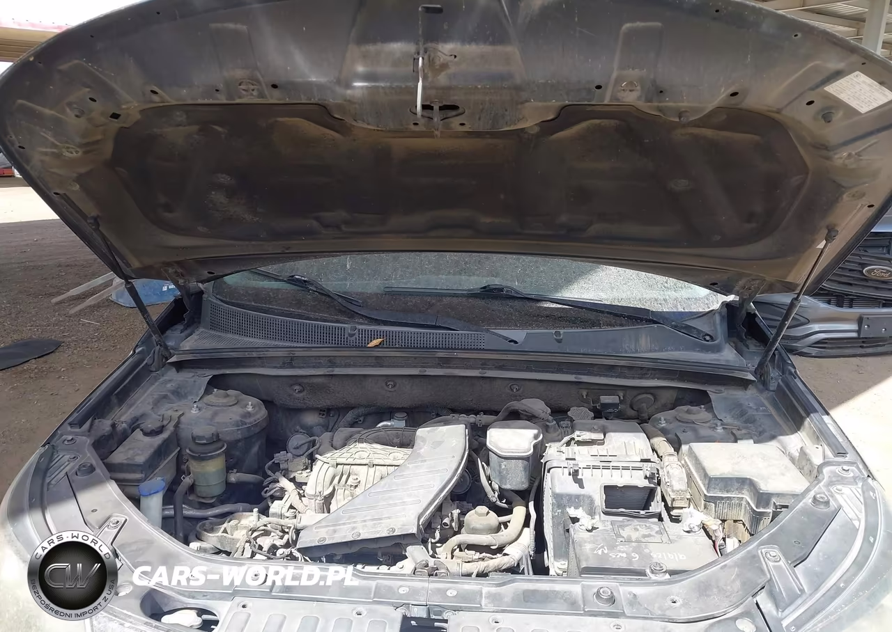 2012 Kia Sorento Lx V6 VIN:5XYKT4A22CG196609 - 10