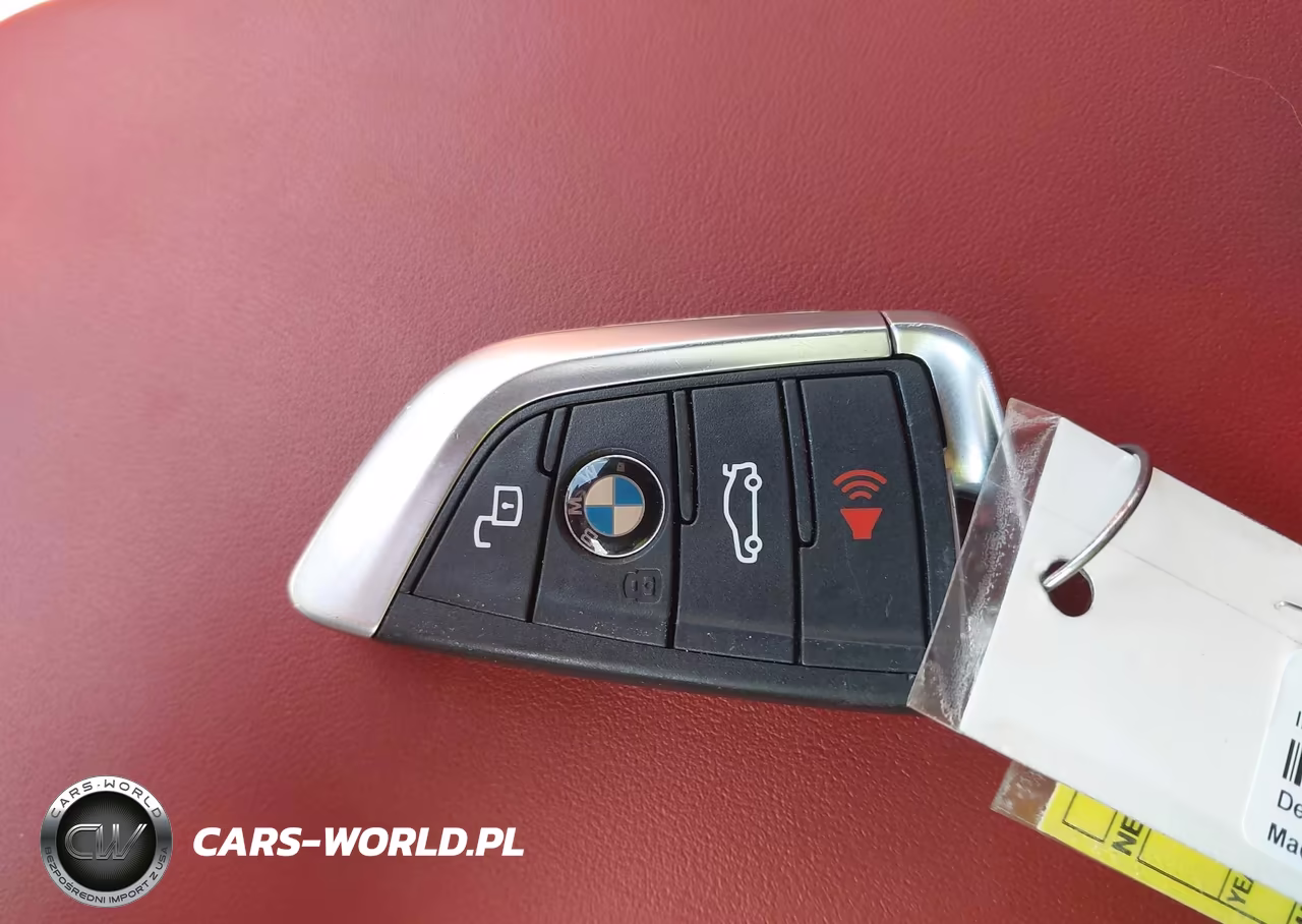 2024 BMW X3 M VIN:5YM13EC0XR9W20021 - 11