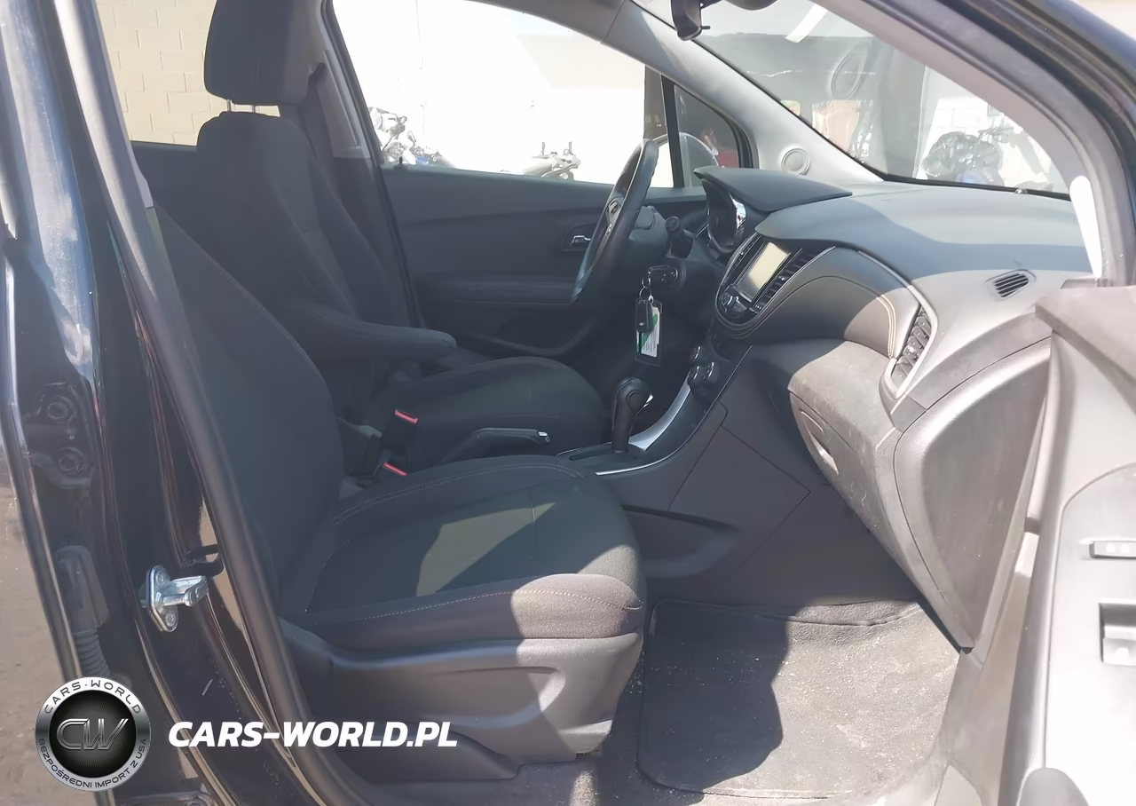 2017 Chevrolet Trax Ls VIN:3GNCJNSB8HL236827 - 5