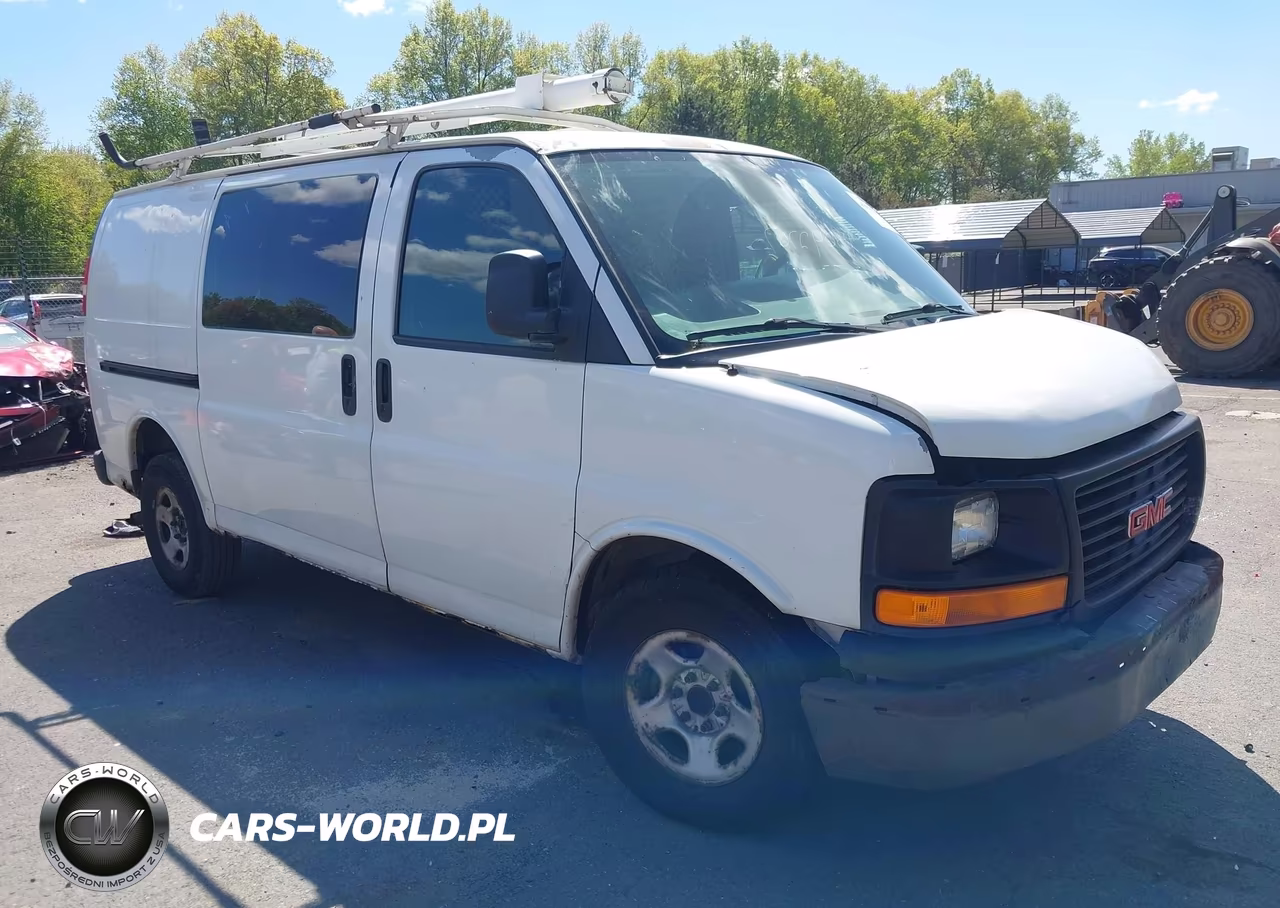 2005 GMC Savana Standard