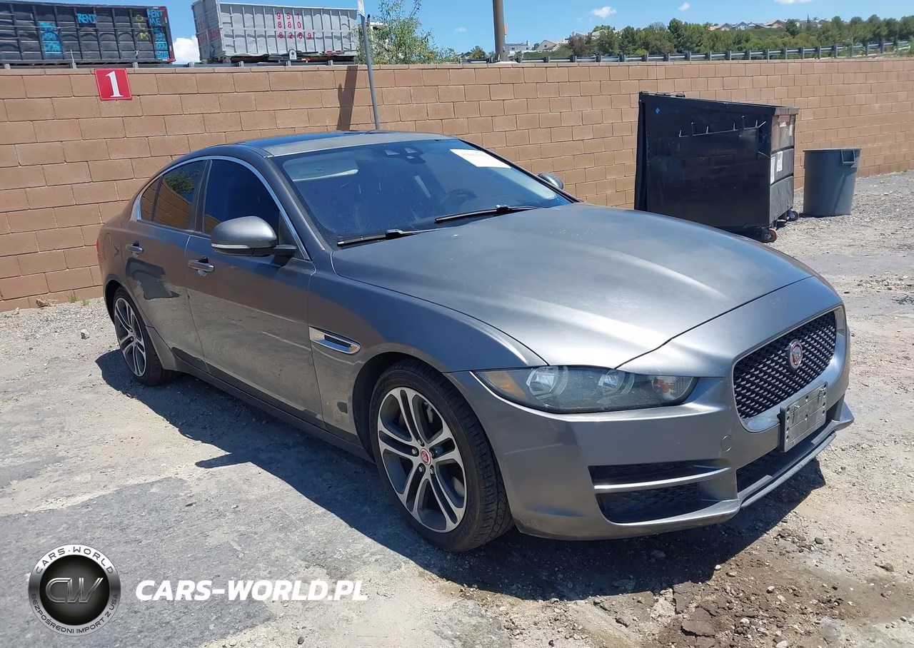 2017 Jaguar Xe 35T Premium