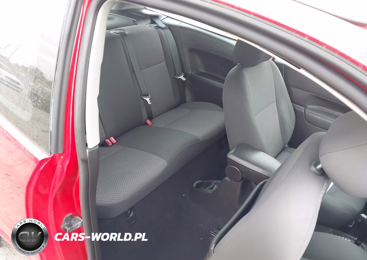 2007 Ford Focus S-Se-Ses VIN:1FAFP31NX7W247007 - 8