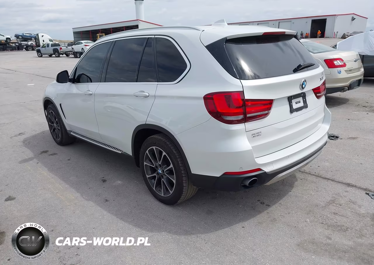 2015 BMW X5 xDrive35I VIN:5UXKR0C52F0P07159 - 3