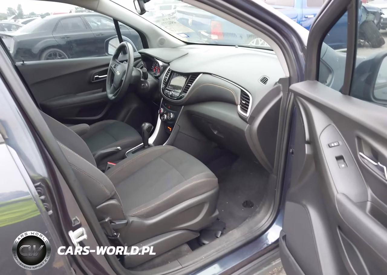 2019 Chevrolet Trax Ls VIN:3GNCJKSB8KL269123 - 5