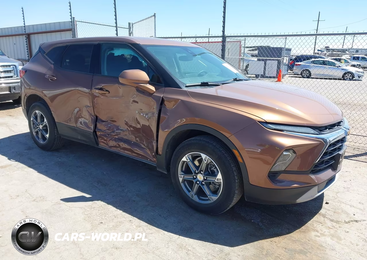 2023 Chevrolet Blazer Fwd 2Lt – zdjęcie 1 z 17
