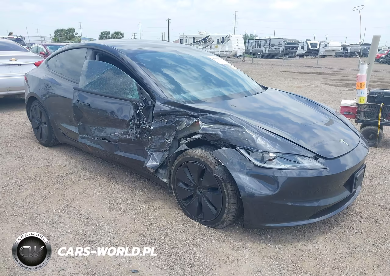 2025 Tesla Model 3 Long Range Rear-Wheel Drive-Standard Rear-Wheel Drive – zdjęcie 1 z 16
