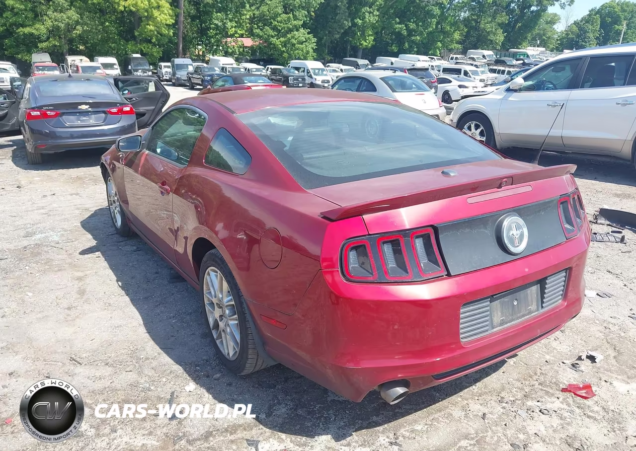 2014 Ford Mustang V6 Premium VIN:1ZVBP8AM0E5280708 - 3
