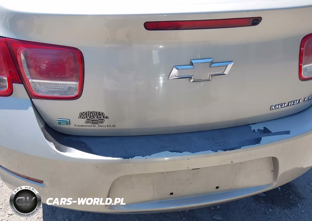 2015 Chevrolet Malibu Ls VIN:1G11B5SL9FF149928 - 16