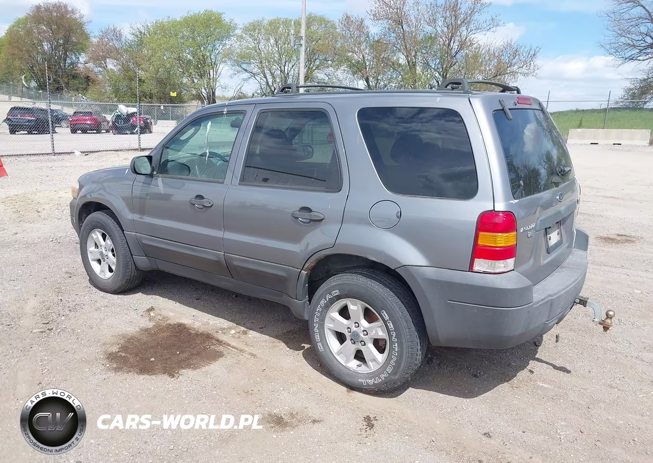 2007 Ford Escape Xlt-Xlt Sport VIN:1FMYU93107KA24812 - 3