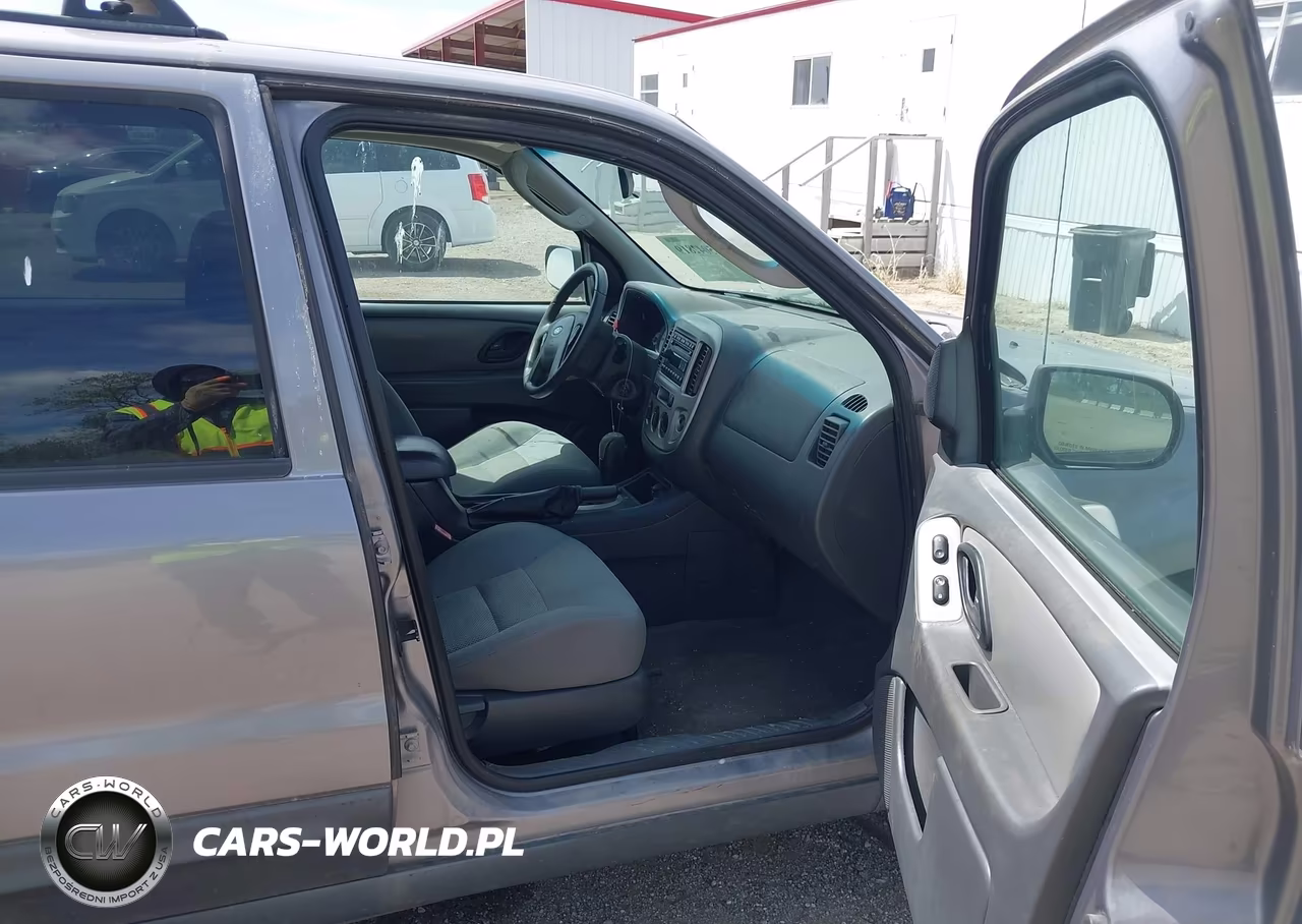 2007 Ford Escape Xlt-Xlt Sport VIN:1FMYU93107KA24812 - 5