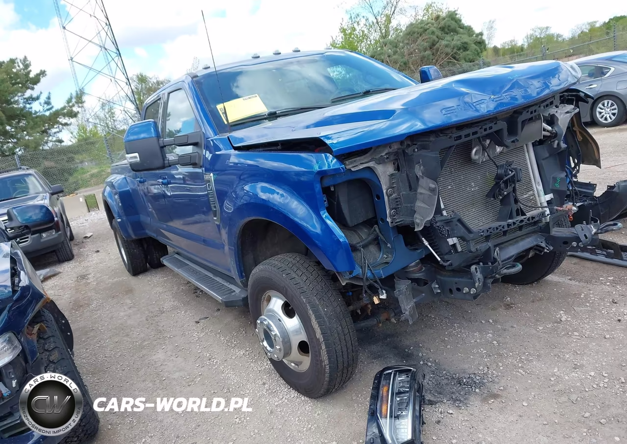 2022 Ford F-350 Lariat