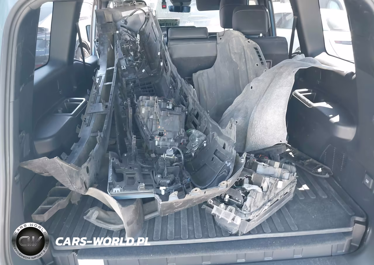 2024 Toyota Land Cruiser VIN:JTEABFAJ0RK005639 - 12