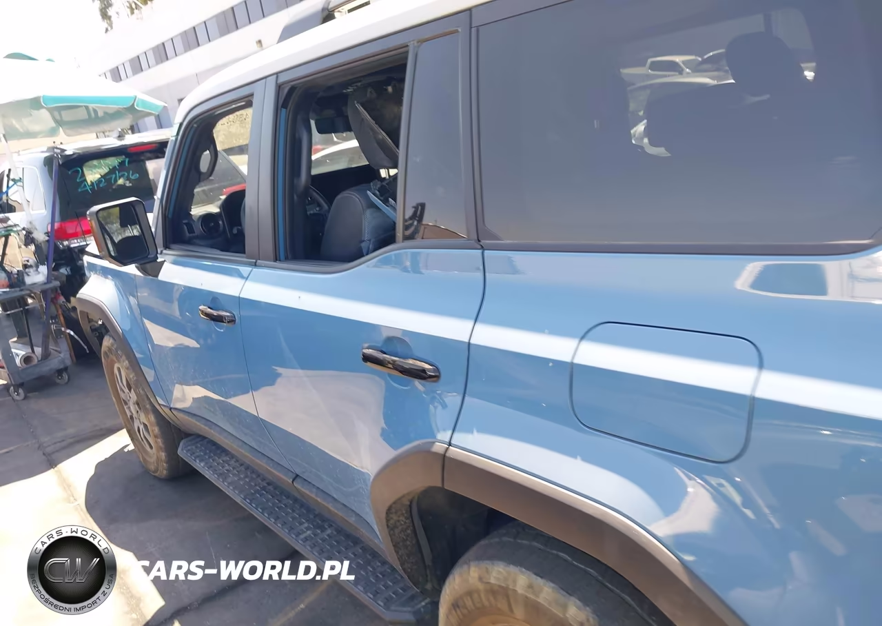 2024 Toyota Land Cruiser VIN:JTEABFAJ0RK005639 - 15