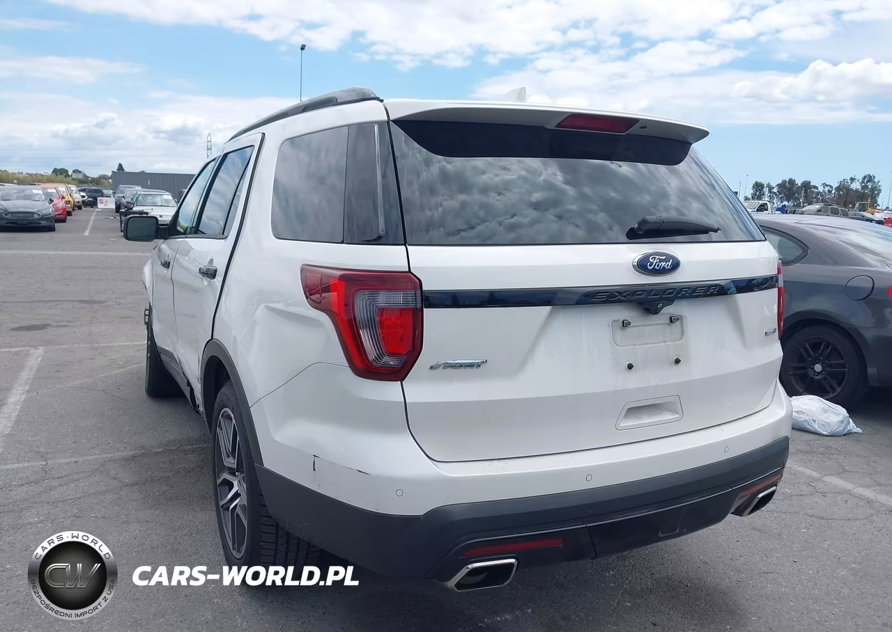 2016 Ford Explorer Sport VIN:1FM5K8GT6GGB06075 - 3