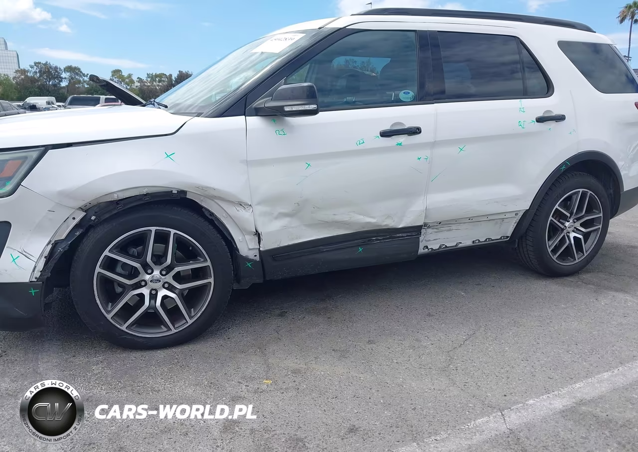 2016 Ford Explorer Sport VIN:1FM5K8GT6GGB06075 - 6