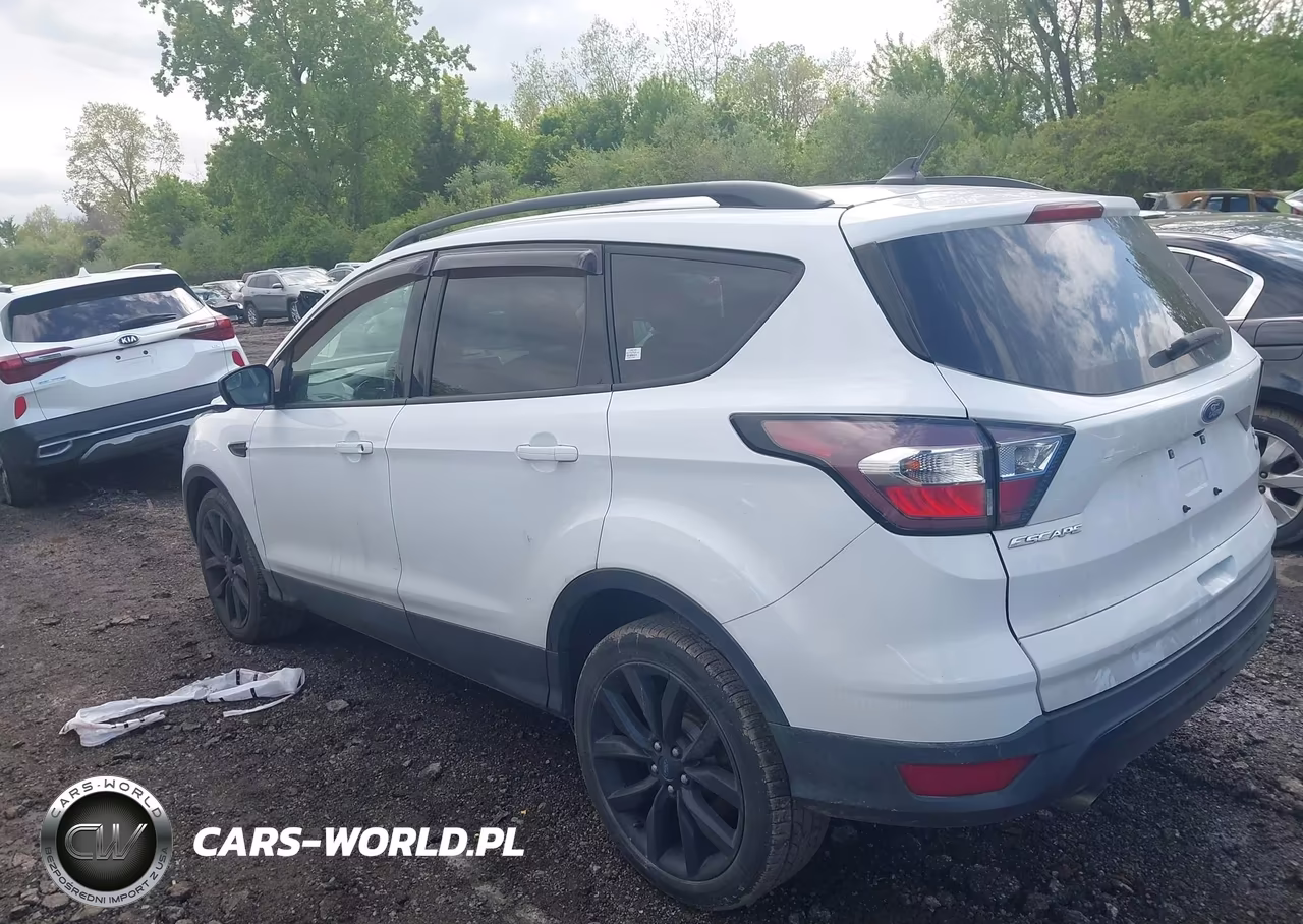 2018 Ford Escape Se VIN:1FMCU0GD6JUD42262 - 3