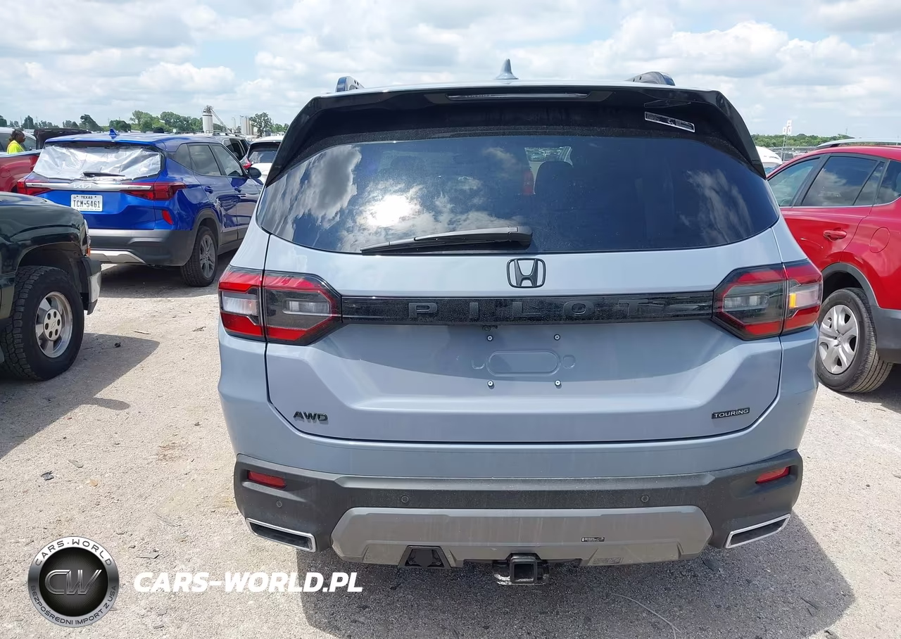 2026 Honda Pilot Touring-Touring Blackout VIN:5FNYG1H79TB021702 - 16