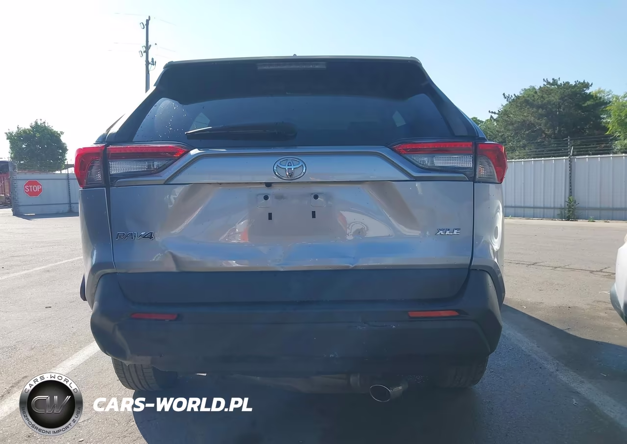 2021 Toyota Rav4 Xle VIN:2T3W1RFV1MC113067 - 16