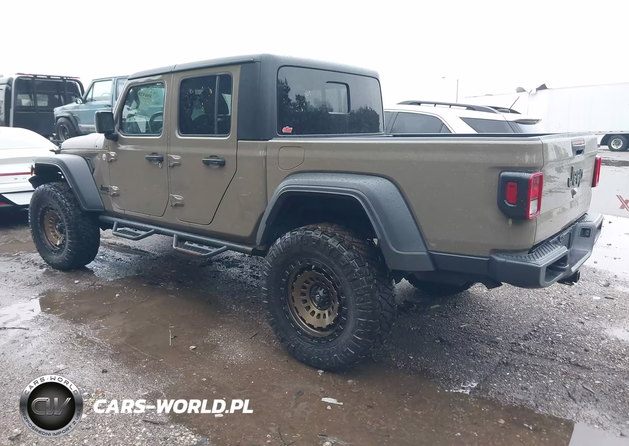2020 Jeep Gladiator Sport S 4X4 VIN:1C6JJTAGXLL201882 - 3