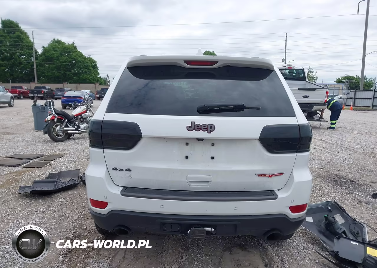 2020 Jeep Grand Cherokee Trailhawk 4X4 VIN:1C4RJFLTXLC225364 - 16