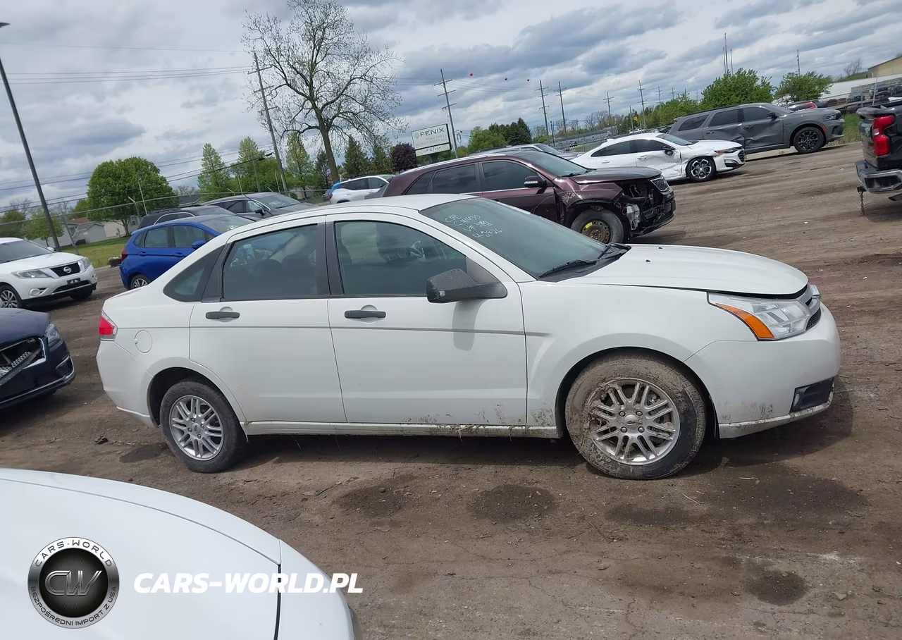 2009 Ford Focus Se VIN:1FAHP35N09W183842 - 13