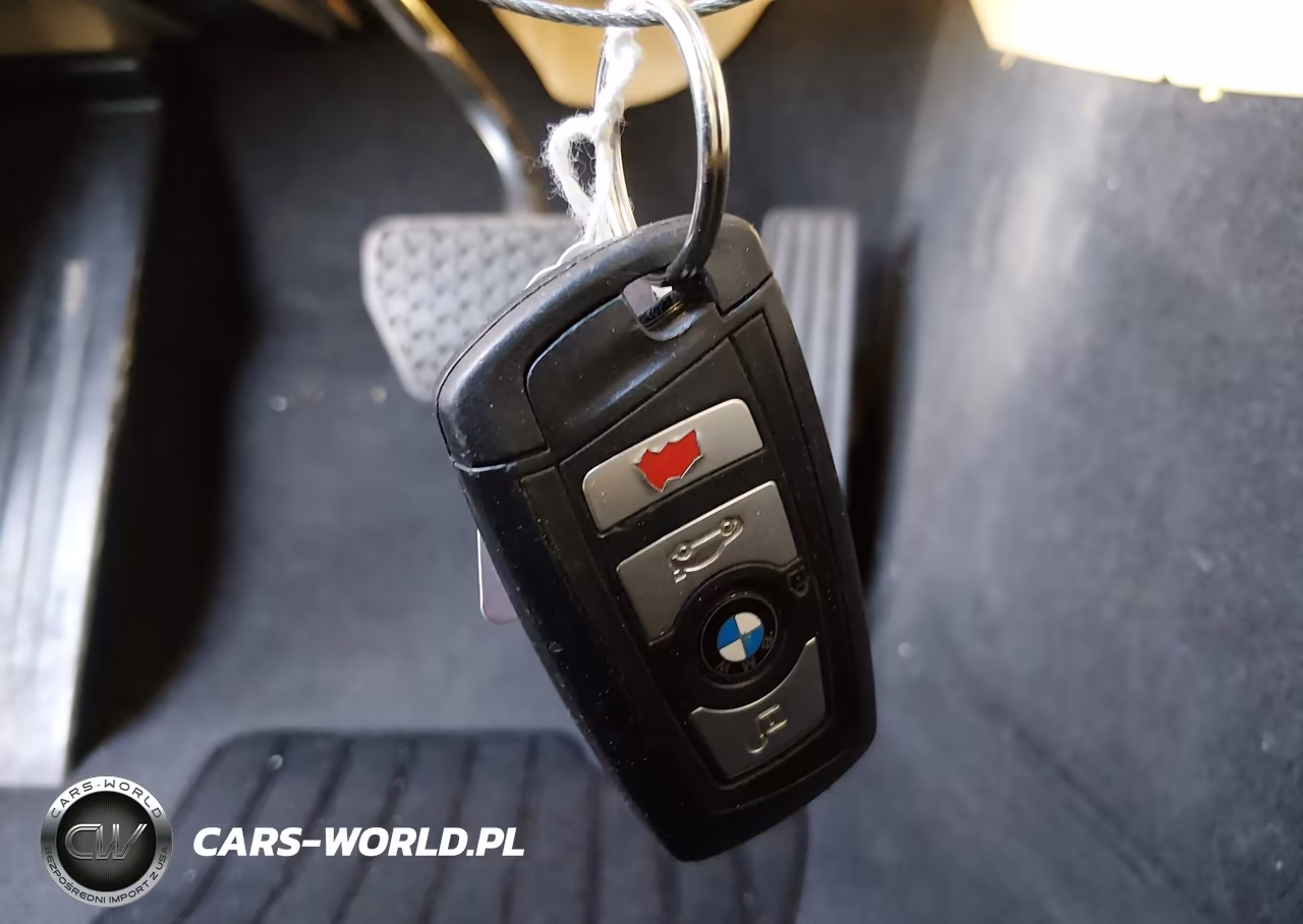 2017 BMW 320I VIN:WBA8E1G51HNU13956 - 11