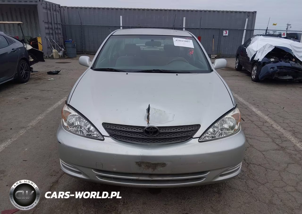 2003 Toyota Camry Le VIN:JTDBE30K530147111 - 12