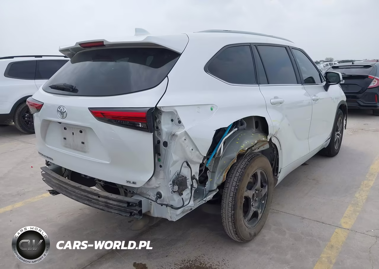 2023 Toyota Highlander Xle VIN:5TDKDRAH6PS000341 - 4