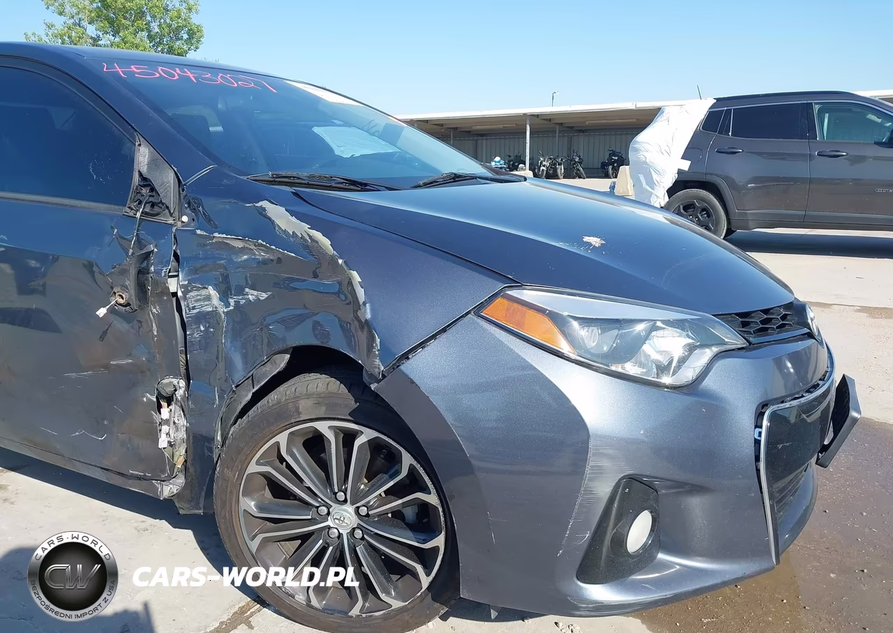 2016 Toyota Corolla S Plus VIN:5YFBURHE9GP477172 - 18