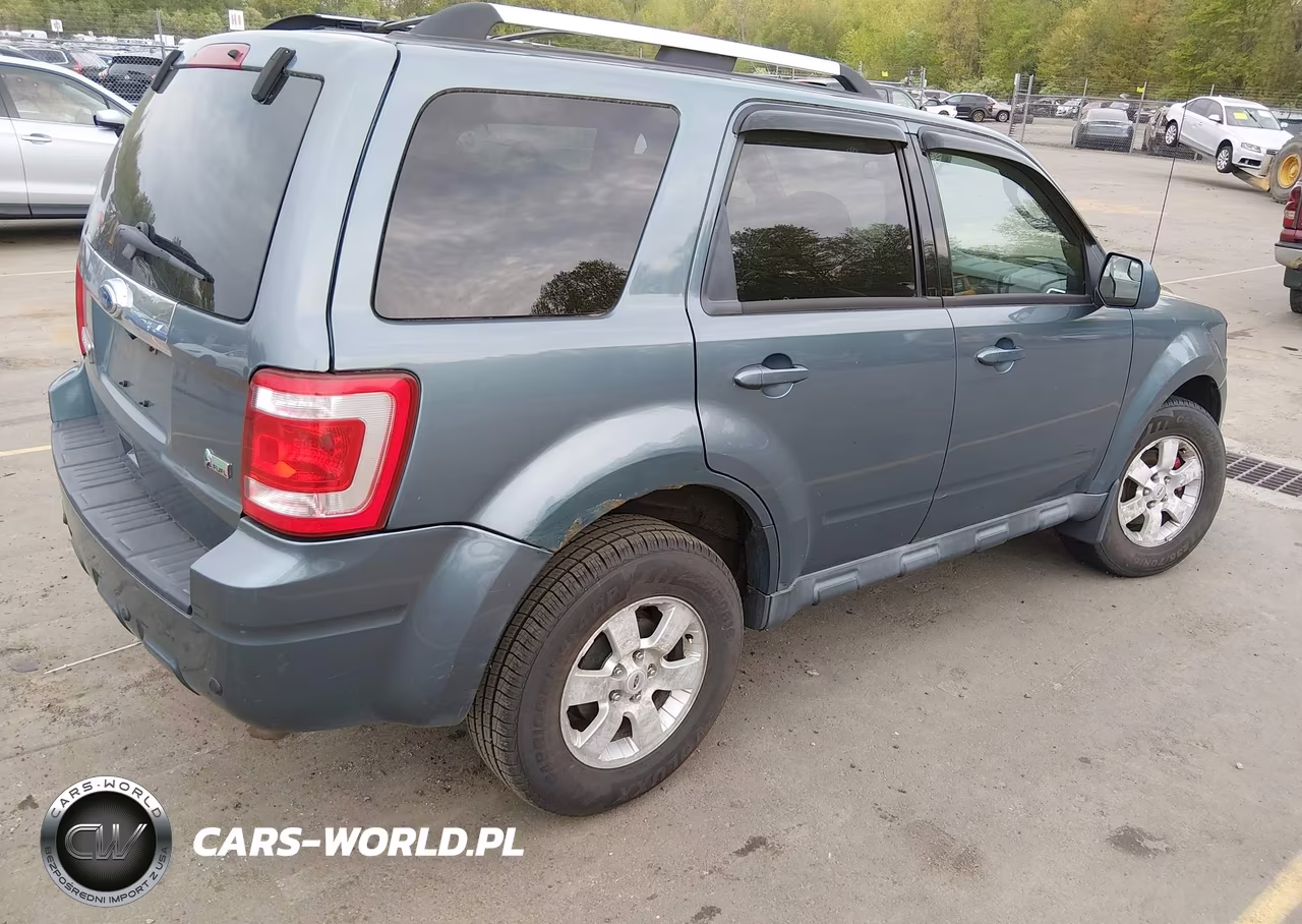 2010 Ford Escape Limited VIN:1FMCU9EG1AKC62526 - 4