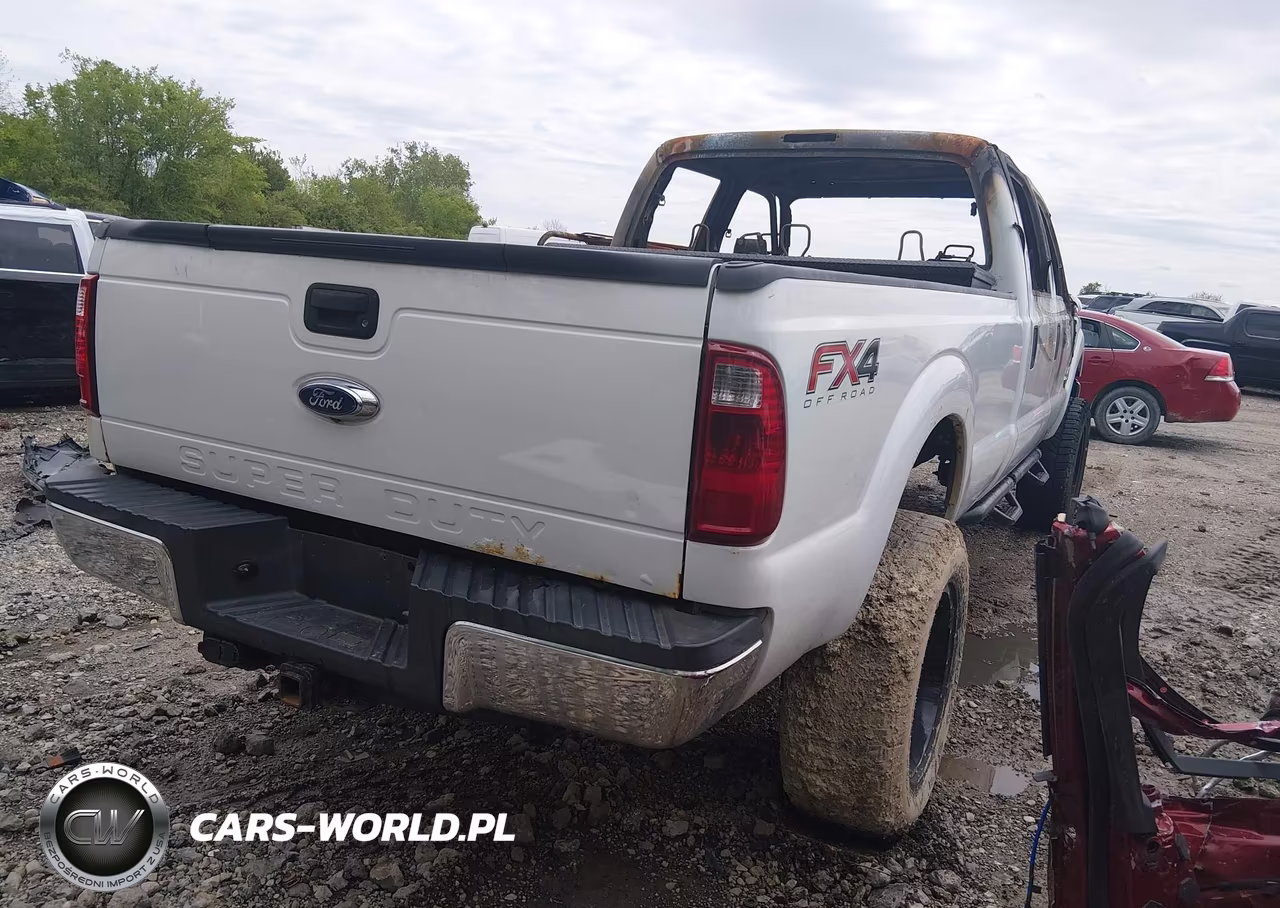 2014 Ford F-250 Xlt VIN:1FT7W2BT8EEB71735 - 4