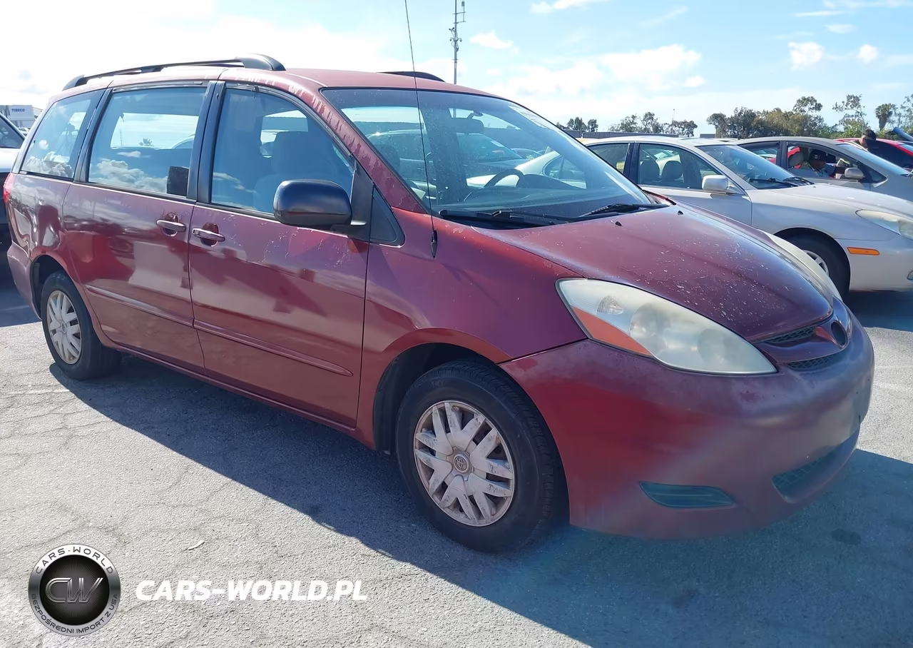 2008 Toyota Sienna Ce-Le
