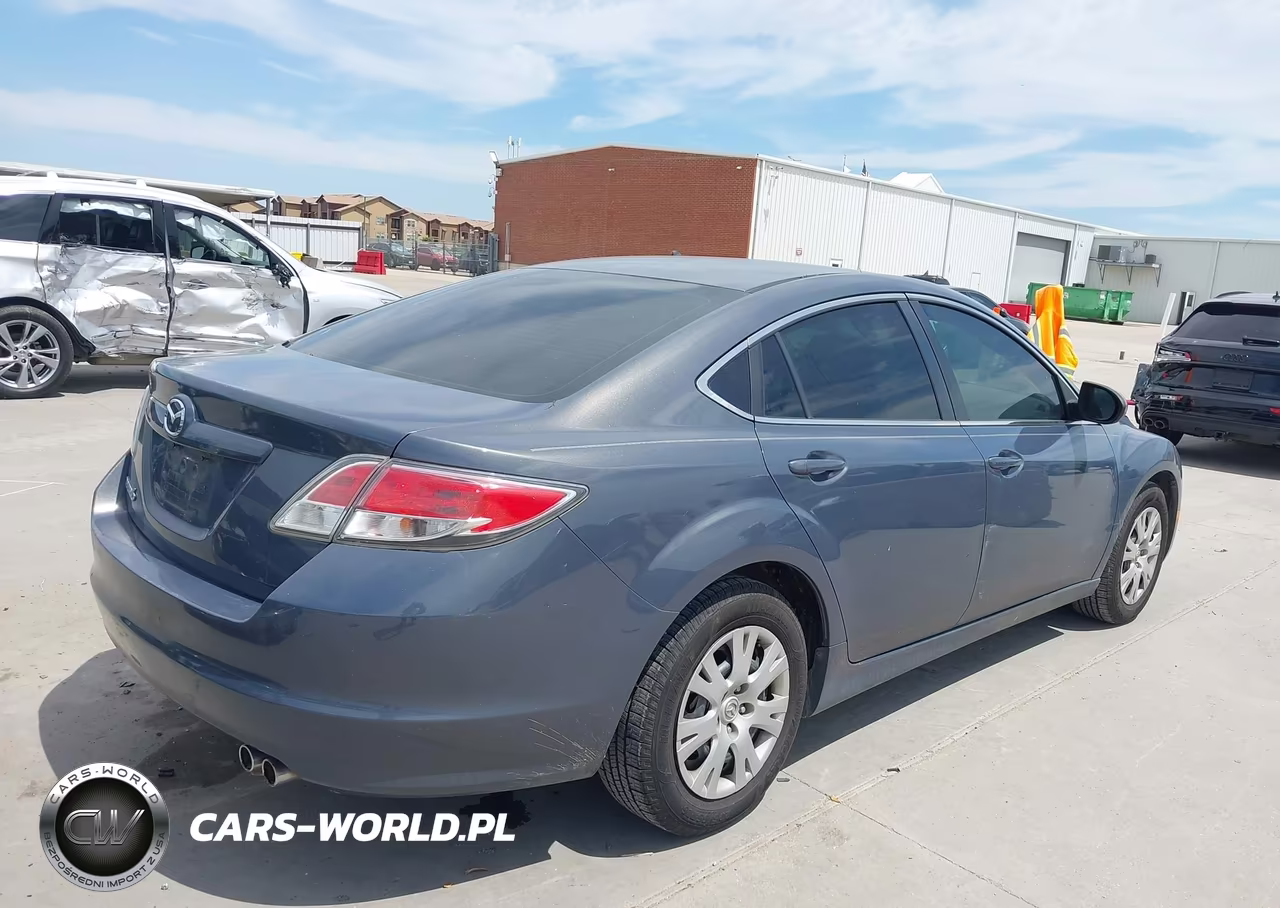 2009 Mazda Mazda6 I Sport VIN:1YVHP81H695M46195 - 4