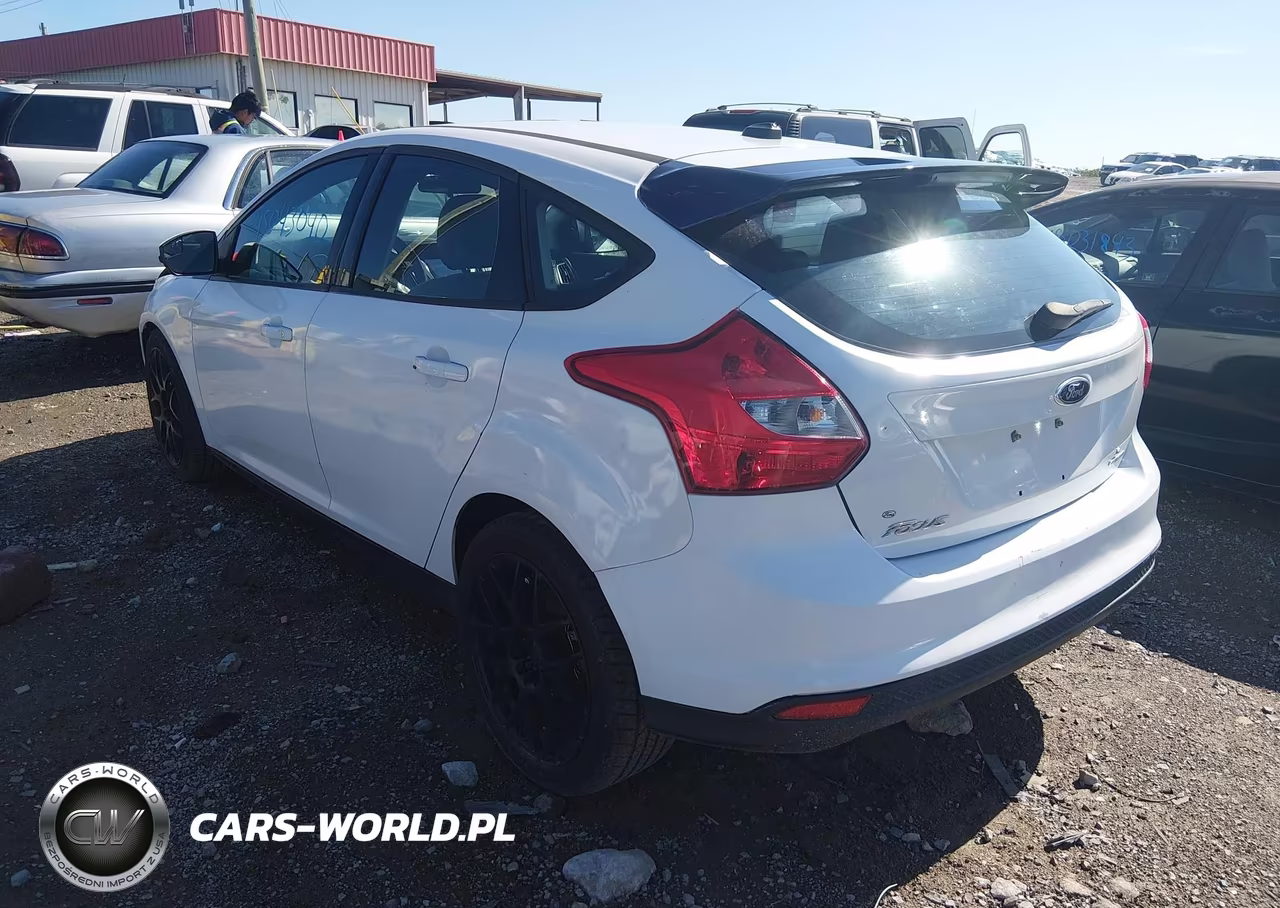 2013 Ford Focus Se VIN:1FADP3K27DL236135 - 3
