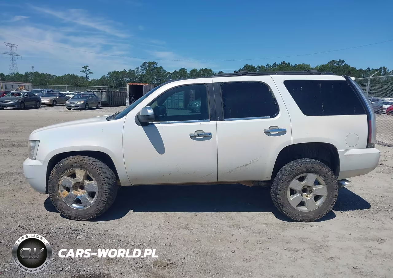 2012 Chevrolet Tahoe Ls VIN:1GNSCAE06CR322163 - 14