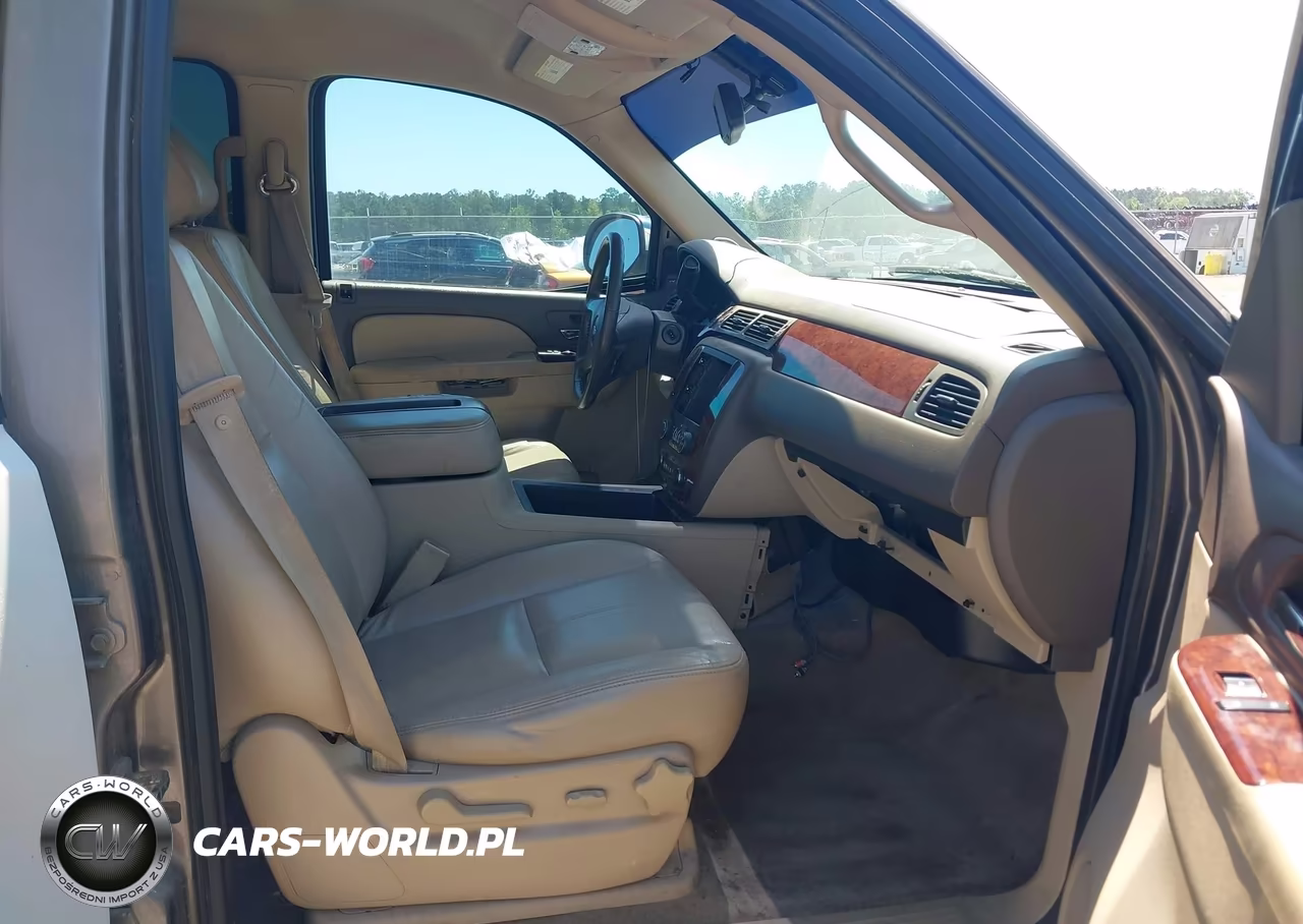 2012 Chevrolet Tahoe Ls VIN:1GNSCAE06CR322163 - 5