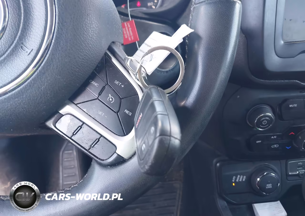 2019 Jeep Renegade Latitude 4X4 VIN:ZACNJBBB7KPK68826 - 11